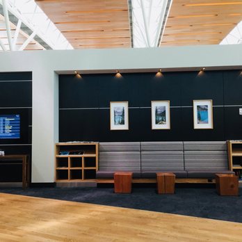 Aspire Transborder US Lounge - Area - Airport Lounges Near Me - Calgary, Alberta