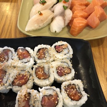 Oishii - Sushi Bars Near Me - Houston, Texas
