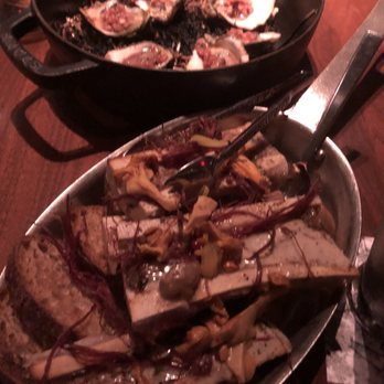 Blue Duck Tavern - Bone marrow and smoked oysters - New American Near Me - Washington, DC, District of Columbia
