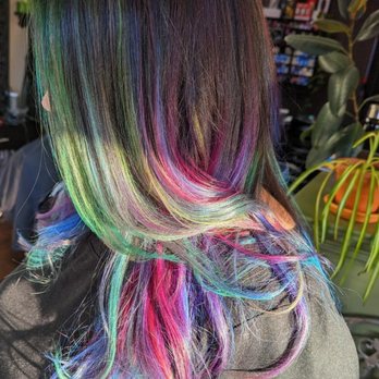Creation 3 Coiffure - Hair Salons Near Me - Longueuil, Quebec