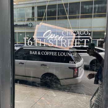 16th Street Bar - Lounges Near Me - Chicago, Illinois
