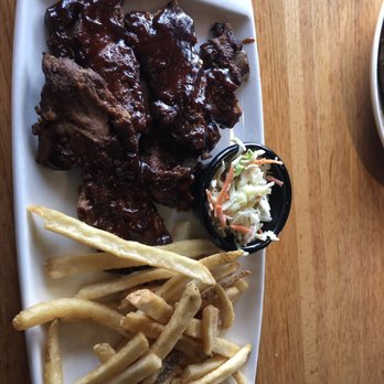 Applebee's Grill + Bar - American Near Me - Pinole, California
