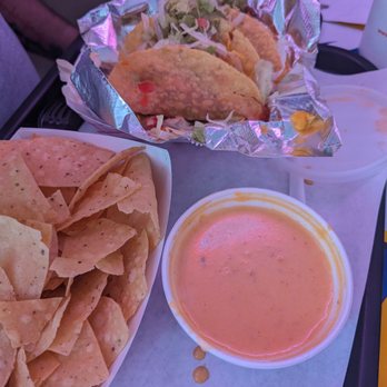 San Antonio Taco - Chips and queso - Tex-Mex Near Me - Nashville, Tennessee San Antonio Taco - Chips and queso - Tex-Mex Near Me - Nashville, Tennessee