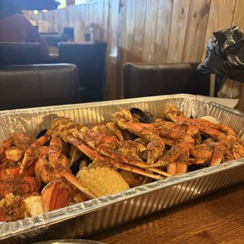 Crabbers - Family seafood platter - Seafood Near Me - Orlando, Florida Crabbers - Family seafood platter - Seafood Near Me - Orlando, Florida