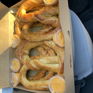 AUNTIE RUTH’S DOUGHNUTS - 34 Photos & 28 Reviews - 3252 US 11E ...