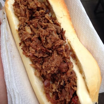 Boer Geert - "Warm Vlees" in a white baguette with mayo - Farmers Market Near Me - Amsterdam, New Hampshire