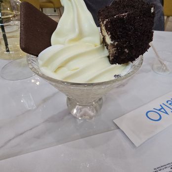 LeTAO - Sundae - Themed Cafes Near Me - Bellevue, Washington LeTAO - Sundae - Themed Cafes Near Me - Bellevue, Washington