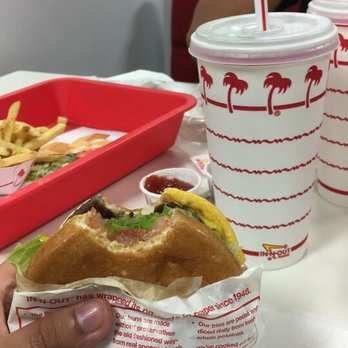 In-N-Out Burger - Fast Food Near Me - Mountain View, California In-N-Out Burger - Fast Food Near Me - Mountain View, California