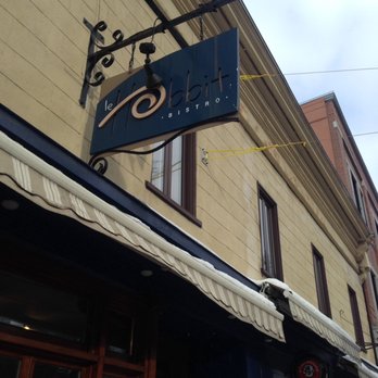 Le Hobbit - French Near Me - Quebec City, Quebec