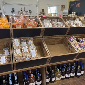 Brookdale Farm - Farmers Market Near Me - Chesapeake, Virginia