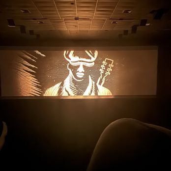 AMC DINE-IN THOROUGHBRED 20 - Updated February 2026 - 192 Photos & 320