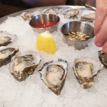 B-Town Kitchen & Raw Bar - Live/Raw Food Near Me - Bellingham, Washington B-Town Kitchen & Raw Bar - Live/Raw Food Near Me - Bellingham, Washington