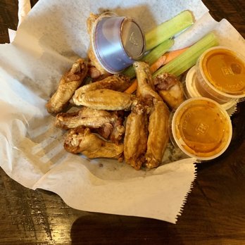 Mister B's Pizza & Wings - Pizza Near Me - Henderson, Kentucky