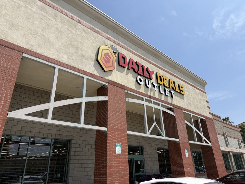DAILY DEALS OUTLET - Updated July 2026 - 13 Reviews - 3350 Vine St ...