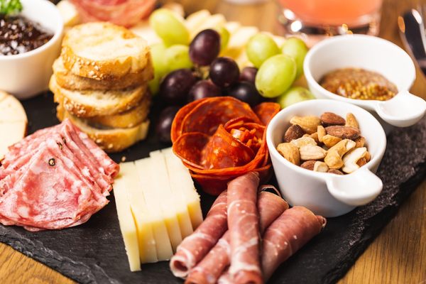 Morty's Wine & Beer Bar by null