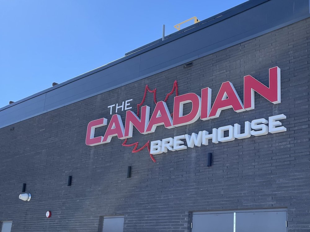 THE CANADIAN BREWHOUSE 125 Park Place Boulevard, Barrie, Ontario