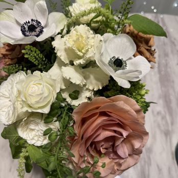 Every Bloomin' Thing Fine Flowers - Florists Near Me - Costa Mesa, California