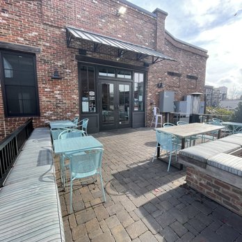 Jekyll Brewing City Center - Little patio area out front - Breweries Near Me - Alpharetta, Georgia