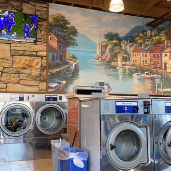 Supreme Clean Laundry - Laundromat Near Me - Chula Vista, California