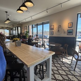 Doro Marketplace - Bakeries Near Me - Avon, Connecticut