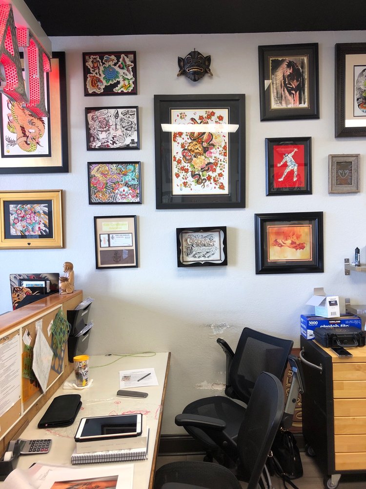 COLORFAST STUDIOS 196 Photos & 76 Reviews 2536 N University Dr