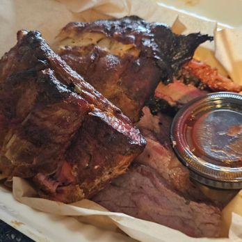 IB Rollin Smoke BBQ - Baby back pork ribs, tri tip, and brisket. - Food Trucks Near Me - San Diego, California IB Rollin Smoke BBQ - Baby back pork ribs, tri tip, and brisket. - Food Trucks Near Me - San Diego, California