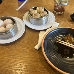 Red Bowl - Har gow and siu mai