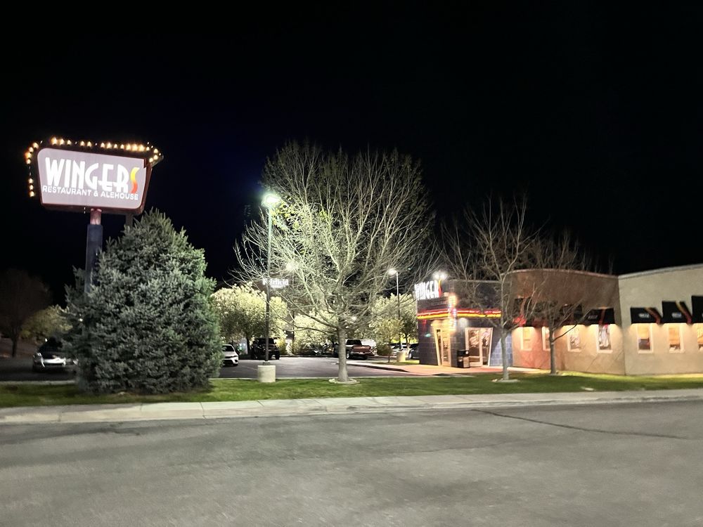 WINGERS Restaurant