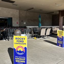 King Soopers - Local produce available