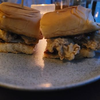 The Archer - Fried oyster sliders, excellent! - American Near Me - Charleston, South Carolina