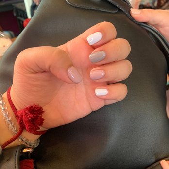 Queen's Nails - Nail Salons Near Me - Scottsdale, Arizona