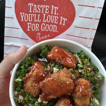 Chick-fil-A - Kale salad & chicken nuggets - Salad Near Me - Franklin, Indiana Chick-fil-A - Kale salad & chicken nuggets - Salad Near Me - Franklin, Indiana