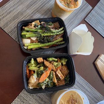 Araya's Place - Take out - Thai Near Me - Seattle, Washington