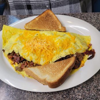 Greenback Diner - Dixie Pig omelet w/toast - Diners Near Me - Greenback, Tennessee Greenback Diner - Dixie Pig omelet w/toast - Diners Near Me - Greenback, Tennessee