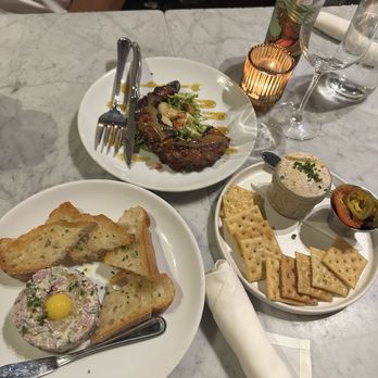 Mignonette - New American Near Me - Miami, Florida