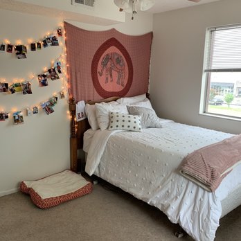 Scotsdale Apartments - Bedroom space! - Apartments Near Me - Springfield, Missouri