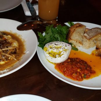 Union - Mushrooms and burrata plate - Italian Near Me - Pasadena, California Union - Mushrooms and burrata plate - Italian Near Me - Pasadena, California