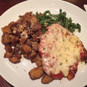 Tabella - Chicken Parm - Italian Near Me - Hattiesburg, Mississippi Tabella - Chicken Parm - Italian Near Me - Hattiesburg, Mississippi