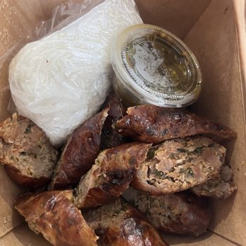 Kob's Kitchen - Laotian Near Me - American Canyon, California