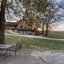 Pointe D'Vine - view from barn