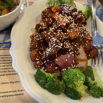 Kunga Kitchen - Sesame chicken - Asian Fusion Near Me - Hicksville, New York