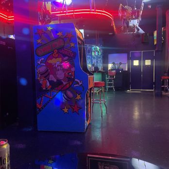 Be Kind & Rewind - Bars Near Me - San Antonio, Texas Be Kind & Rewind - Bars Near Me - San Antonio, Texas