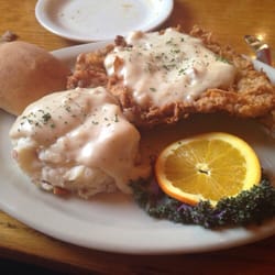 The Fort Saloon N' Eatery - Chicken fried steak