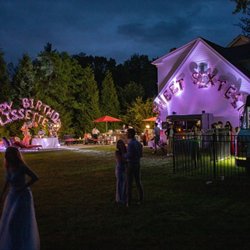 Dj Services By Glen - Our Uplighting at a sweet 16 event