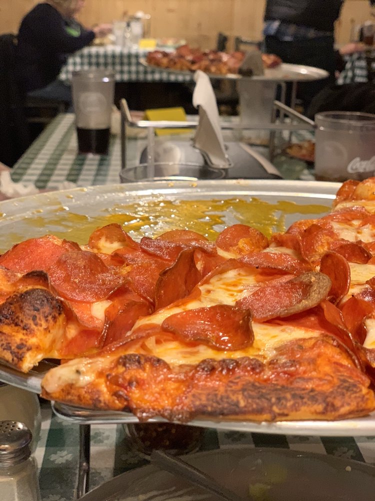 IDAHO PIZZA COMPANY 14 Photos & 39 Reviews Pizza 331 Ave E, Kuna