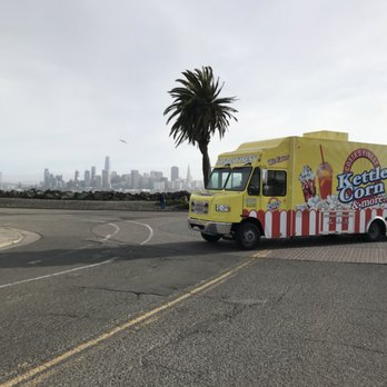 Costa's Finest Kettle Corn - Food Trucks Near Me