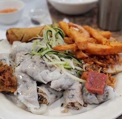 Bánh Cuốn Thanh Trì by null