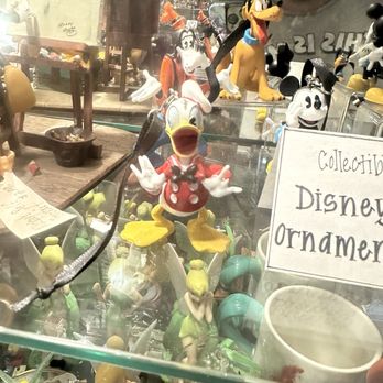 Edelweiss - Donald Duck and more Disney ornaments - Jewelry Near Me - Solvang, California Edelweiss - Donald Duck and more Disney ornaments - Jewelry Near Me - Solvang, California