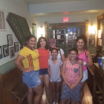 Pat's Place - Our bunch - American Near Me - New Braunfels, Texas