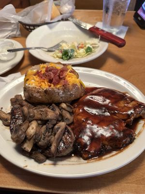 Texas Roadhouse by null